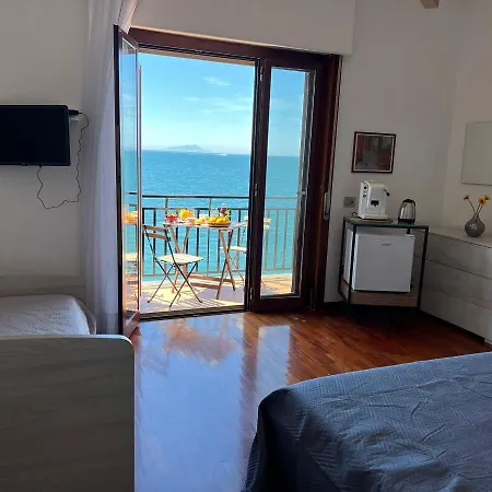 Vip Sul Mare Panzió *